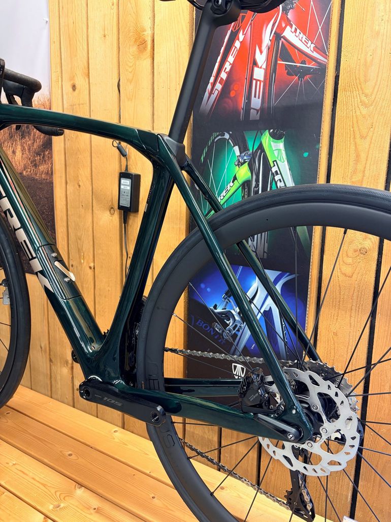 Used Trek Domane SL 6 Gen 4 2026 2026 Road & Gravel — image 6 of 6