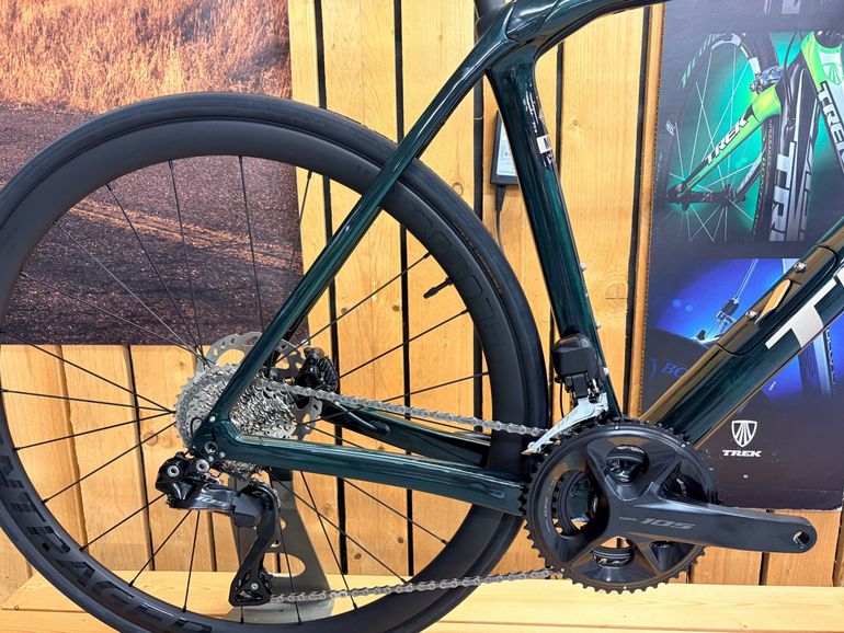 Used Trek Domane SL 6 Gen 4 2026 2026 Road & Gravel — image 3 of 6