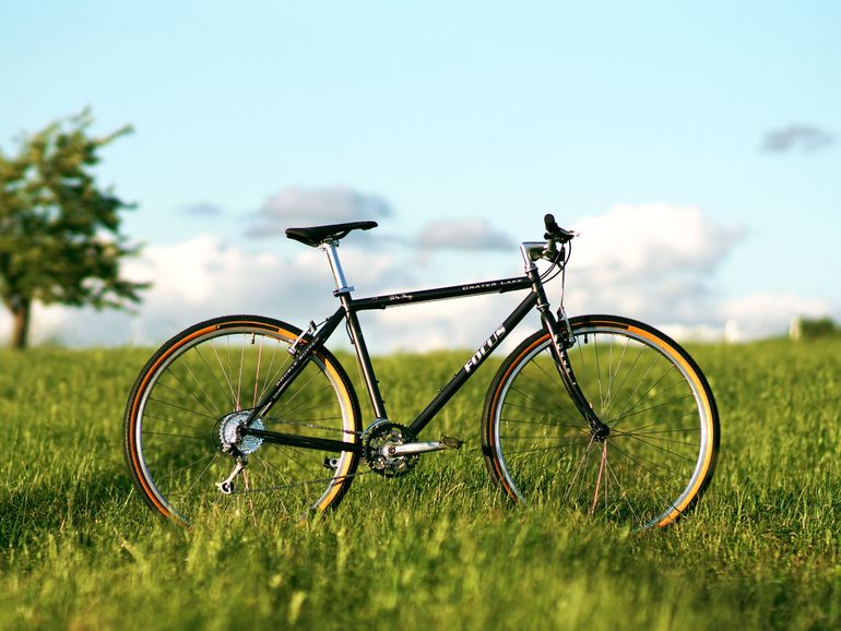 Used Focus Crater Lake 28" Flatbar Retro Gravelbike 1996 Road & Gravel, Light Gray — image 1 of 12