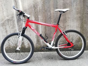 Used Frera Custom Shimano Acera 2009 Mountainbike, Red — image 2 of 14