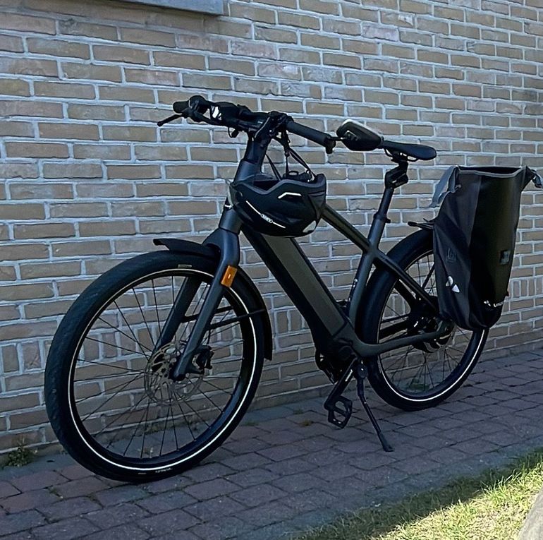Used Stromer Pinion C-Line Gearbox 2024 Mountainbike, Light Gray — image 1 of 3