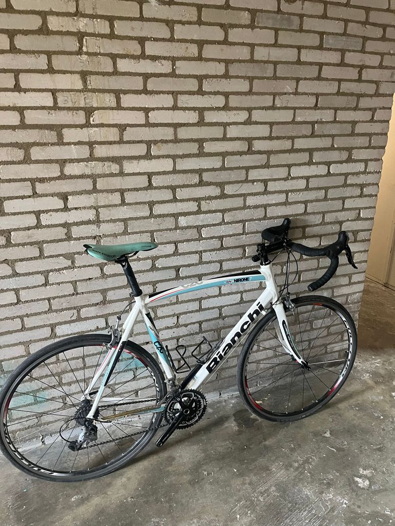 Used Bianchi Nirone Shimano Ultegra 2014 Road & Gravel — image 9 of 10