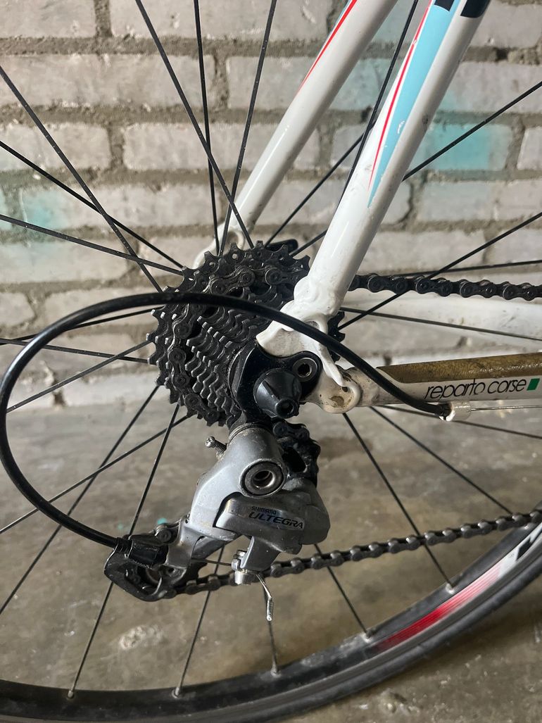 Used Bianchi Nirone Shimano Ultegra 2014 Road & Gravel — image 4 of 10