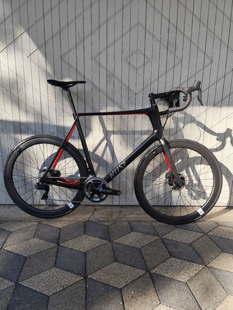 Used Rose TEAM GF SIX DISC DURA ACE Di2 2019 2019 Road & Gravel — image 1 of 5