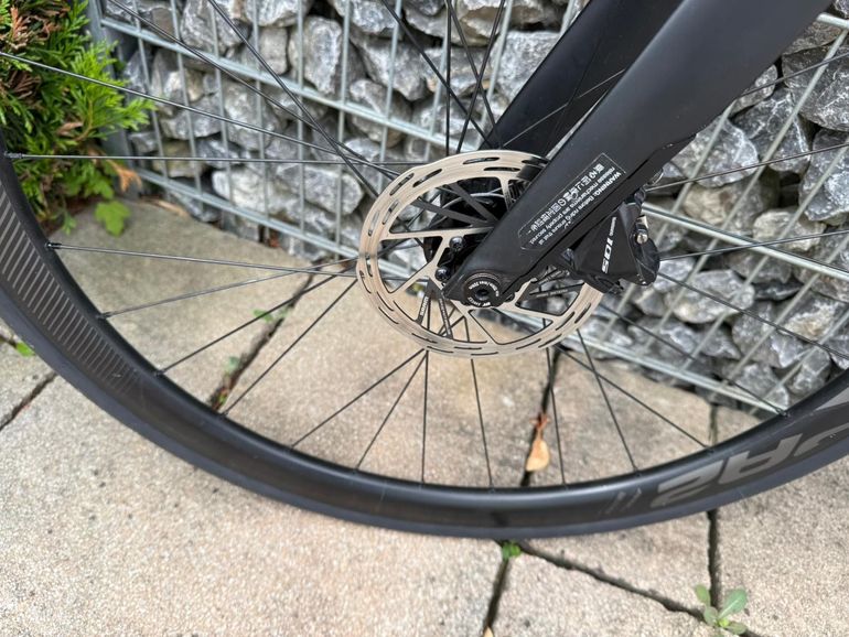 Used Giant Propel Shimano 105 2022 Road & Gravel, Negro — image 4 of 7