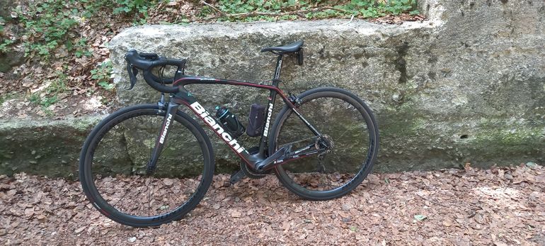 Used Bianchi Infinito CV Ultegra 2017 2017 Road & Gravel — image 2 of 10