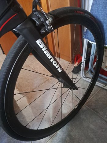 Used Bianchi Infinito CV Ultegra 2017 2017 Road & Gravel — image 7 of 10