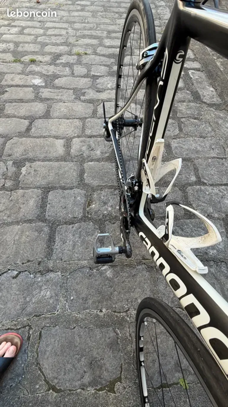 Used Cannondale Cannondale Synapse Carbone 2011 Road & Gravel, Schwarz — image 2 of 4