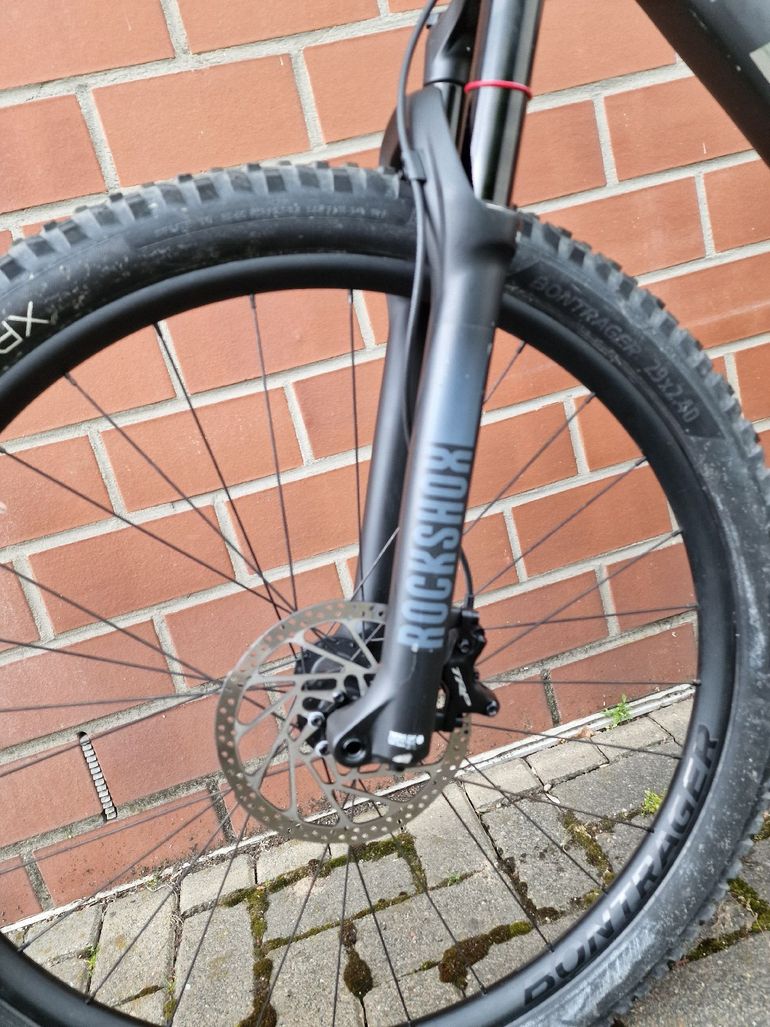 Used Trek Top Fuel 7 2023 2023 Mountainbike — image 7 of 8