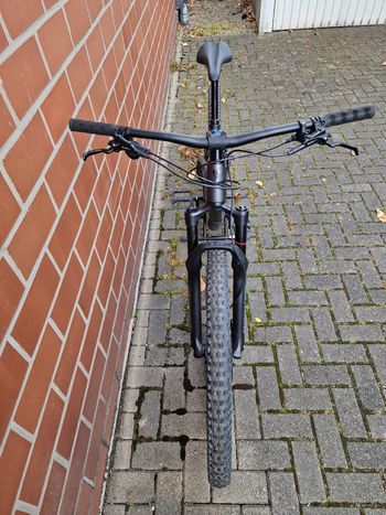 Used Trek Top Fuel 7 2023 2023 Mountainbike — image 4 of 8