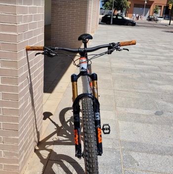 Used Canyon Strive CFR 2021 2021 Mountainbike, Orange — image 2 of 5
