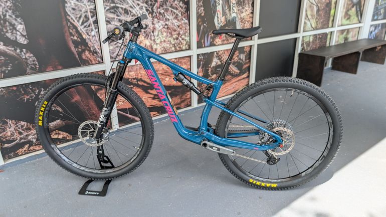 Used Santa Cruz BLUR S TR / Carbon C 2024 2024 Mountainbike, Blue, 29 — image 2 of 5