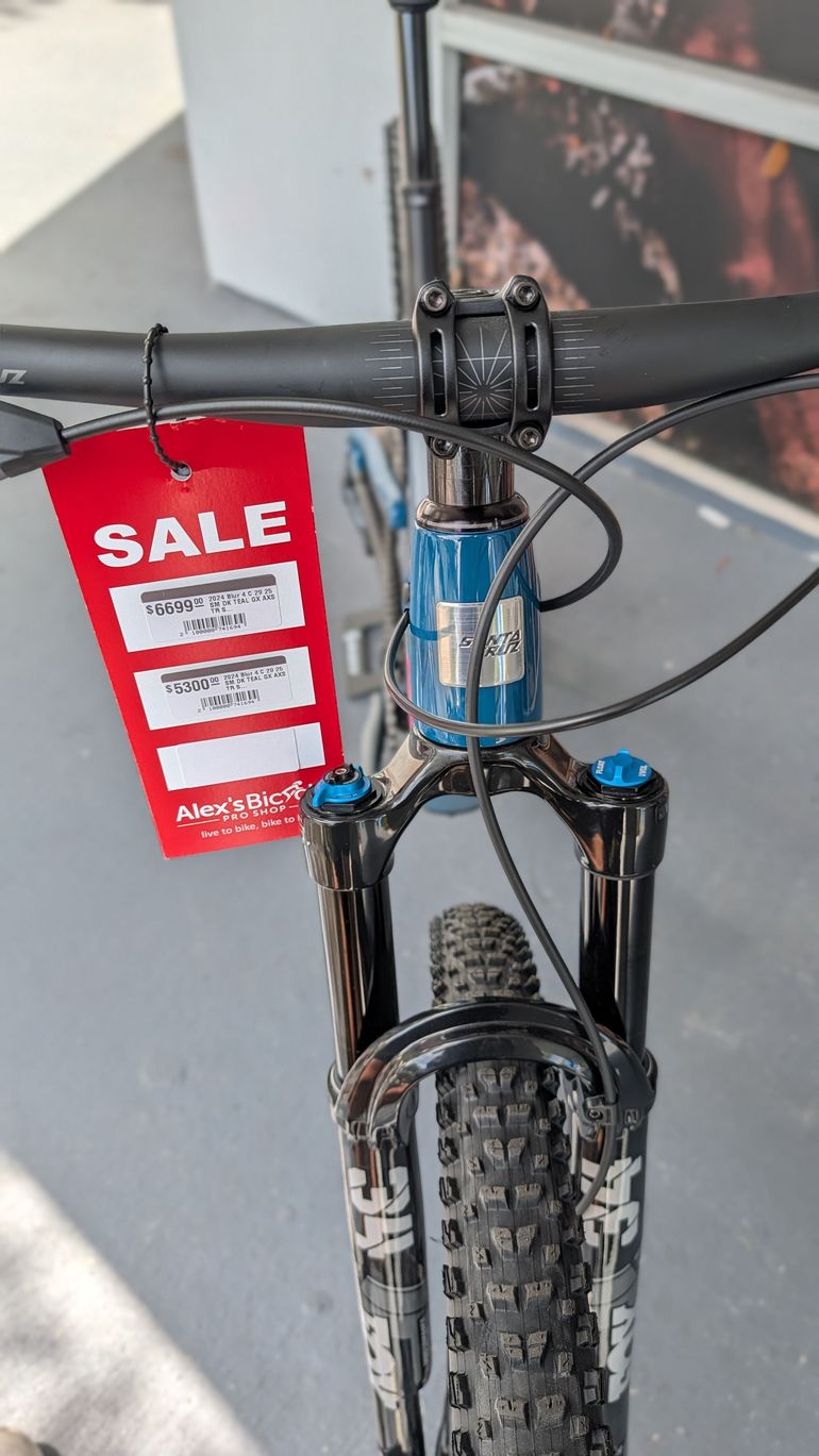 Used Santa Cruz BLUR S TR / Carbon C 2024 2024 Mountainbike, Blue, 29 — image 4 of 5