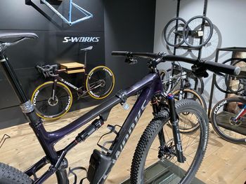 Used Specialized S-Works Epic 2023 2023 Mountainbike, Black, 29 — image 4 of 7