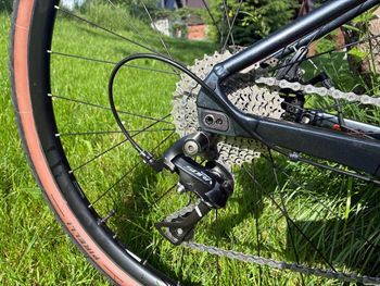 Used Giant Revolt 2 2022 2022 Road & Gravel, Light Gray — image 6 of 6