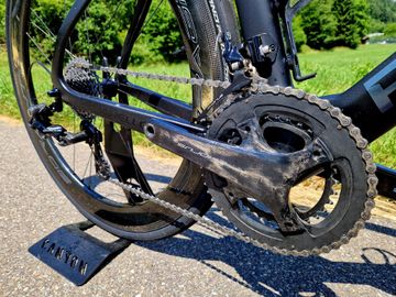 Used Pinarello Prince Campagnolo Chorus 2022 Road & Gravel, Black — image 7 of 20