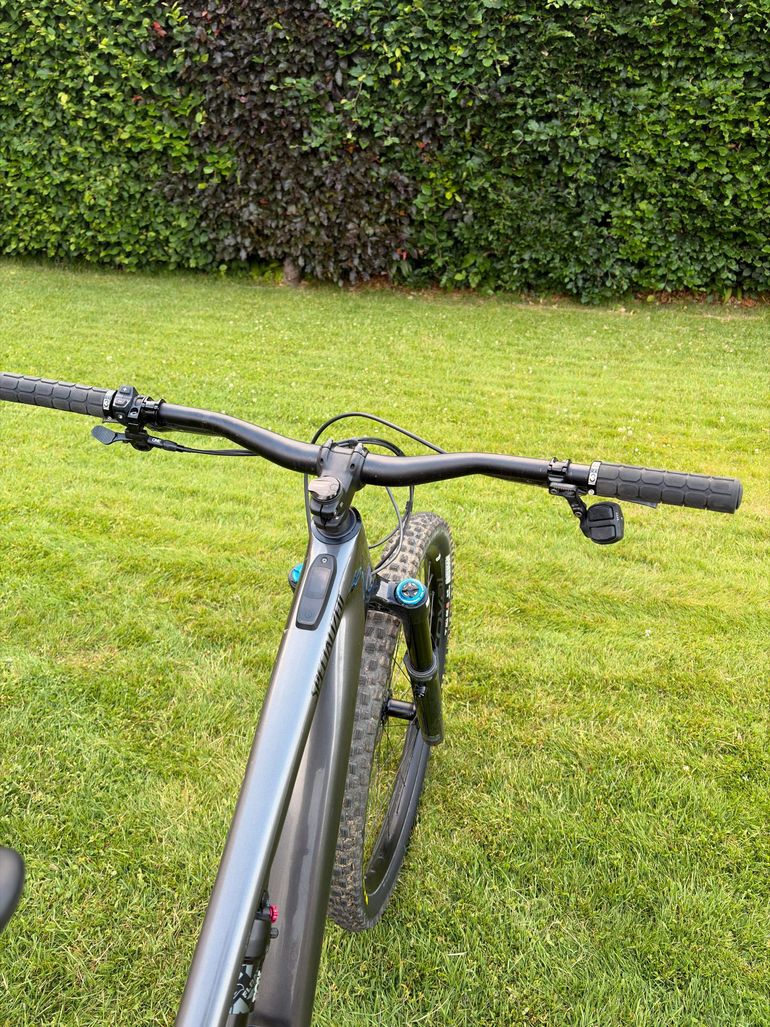 Used Specialized Turbo Levo SL Expert 2024 2024 Mountainbike, Black, 29 — image 5 of 9