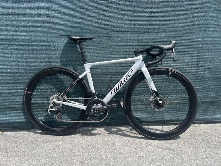 Used Wilier Filante SLR ID2 SRAM RED AXS E1 2x12 + POWERMETER 2025 2025 Road & Gravel, Light Gray — image 1 of 9