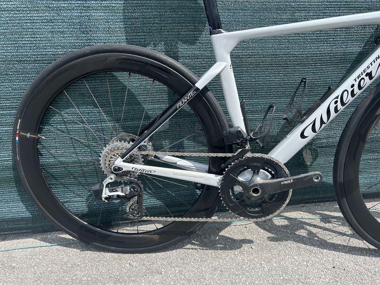 Used Wilier Filante SLR ID2 SRAM RED AXS E1 2x12 + POWERMETER 2025 2025 Road & Gravel, Light Gray — image 2 of 9