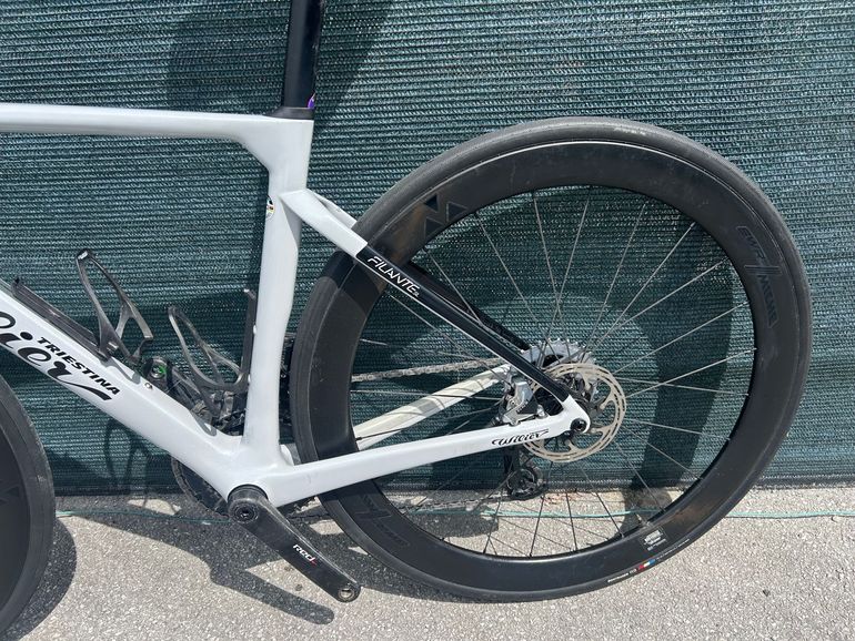 Used Wilier Filante SLR ID2 SRAM RED AXS E1 2x12 + POWERMETER 2025 2025 Road & Gravel, Light Gray — image 7 of 9