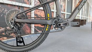 Used Santa Cruz BLUR X0 AXS TR RSV / Carbon CC 2025 2025 Mountainbike, Black, 29 — image 3 of 5