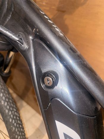 Used Giant Talon E+ 29 3 2023 2023 Mountainbike — image 10 of 16