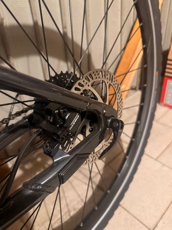 Used Giant Talon E+ 29 3 2023 2023 Mountainbike — image 12 of 16