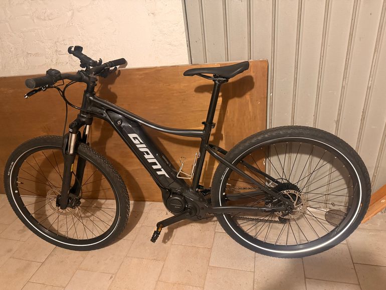Used Giant Talon E+ 29 3 2023 2023 Mountainbike — image 1 of 16