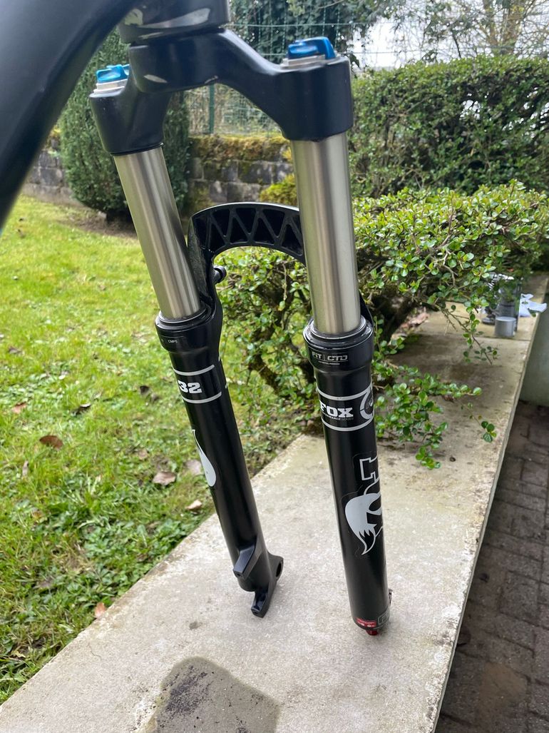 Used Canyon Nerve Frameset 2010 Mountainbike — image 4 of 6