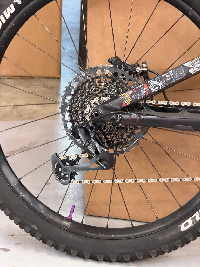 Used Specialized Turbo Levo 3 Comp Alloy 2024 2024 Mountainbike, Schwarz, 29, 27.5 — image 2 of 4