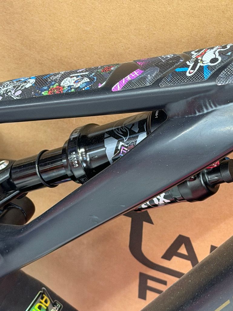 Used Specialized Turbo Levo 3 Comp Alloy 2024 2024 Mountainbike, Schwarz, 29, 27.5 — image 4 of 4