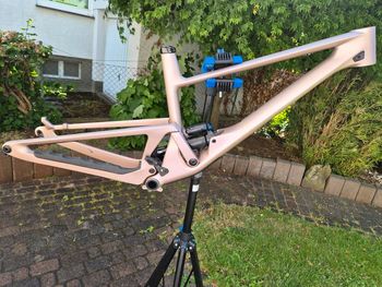 Used SCOR Scor 4060 LT Gr.M Powder Rose Rockshox Super Deluxe Select+ Frameset 2025 Mountainbike, Red — image 2 of 12