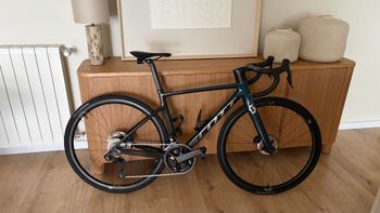 Used Scott Addict RC Pro 2024 2024 Carretera y gravel