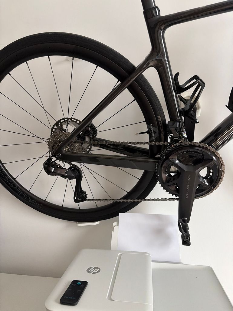 Used Scott Addict RC Pro 2024 2024 Road & Gravel, Azul — image 3 of 4
