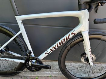 Used Specialized Tarmac Shimano Ultegra Di2 2026 Road & Gravel, Weiß — image 3 of 17