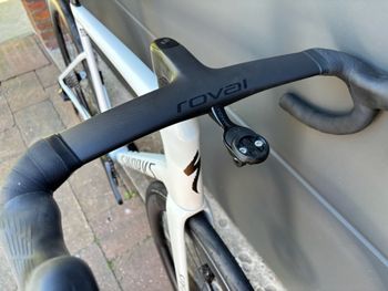 Used Specialized Tarmac Shimano Ultegra Di2 2026 Road & Gravel, Weiß — image 13 of 17