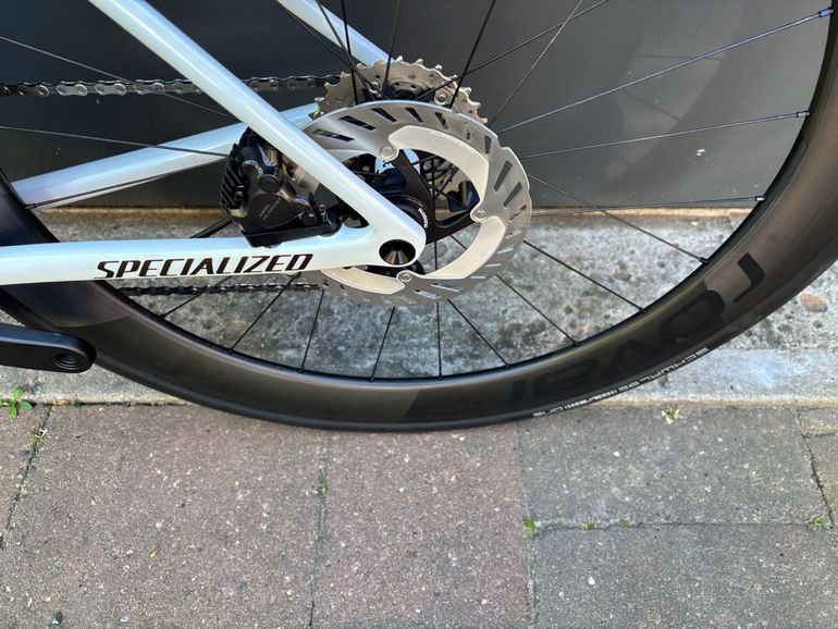 Used Specialized Tarmac Shimano Ultegra Di2 2026 Road & Gravel, Weiß — image 15 of 17