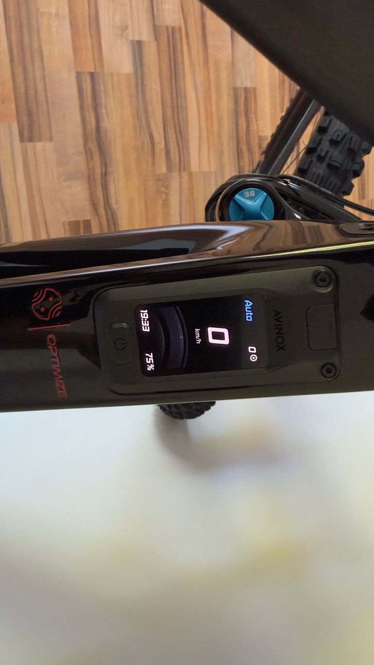 Used Amflow Dji PL Carbon 2025 2025 Mountainbike, Black, 29 — image 8 of 9