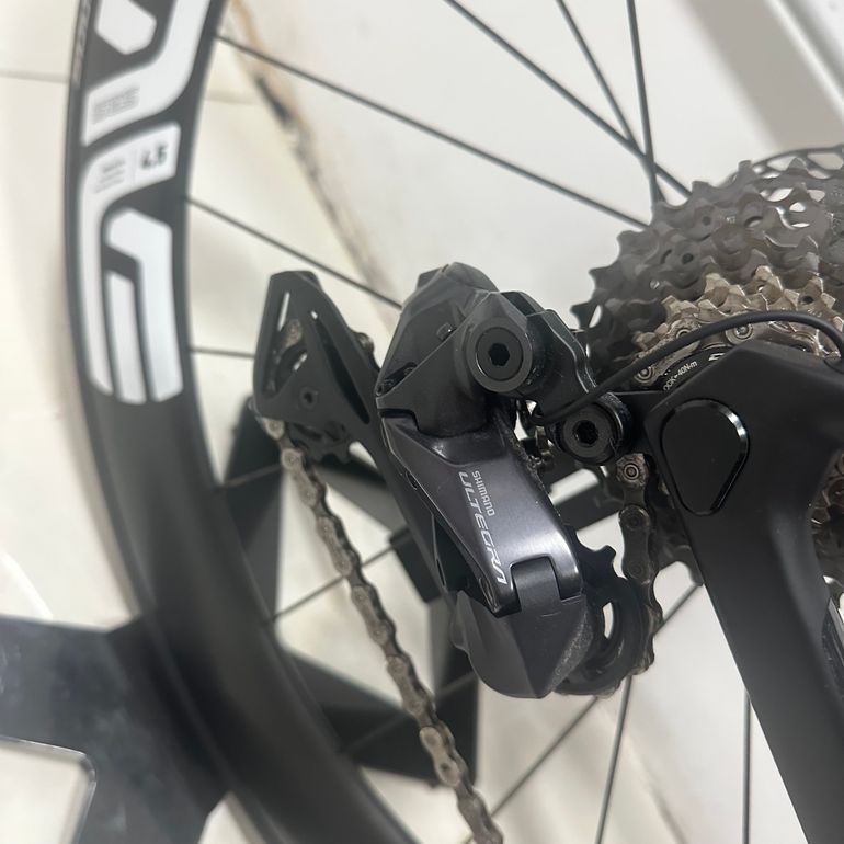 Used Colnago V4RS Shimano Ultegra Di2 2024 Road & Gravel, Black — image 2 of 9