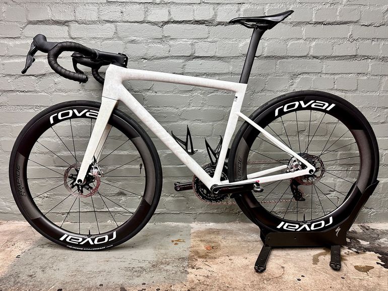 Used Specialized S-Works Tarmac SL8 Frameset 2024 2024 Road & Gravel, Weiß — image 11 of 22
