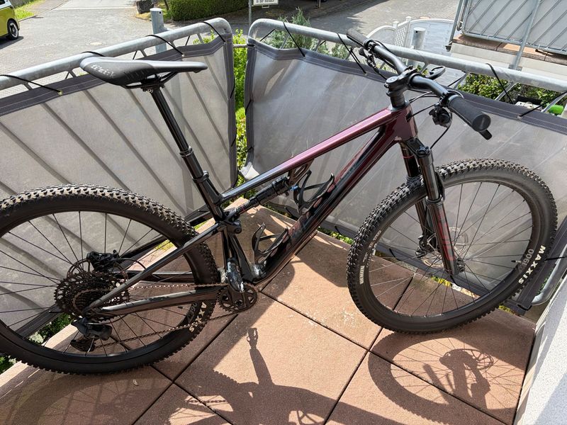 Used BMC Fourstroke LT ONE 2024 2024 Mountainbike, Red, 29 — image 1 of 4