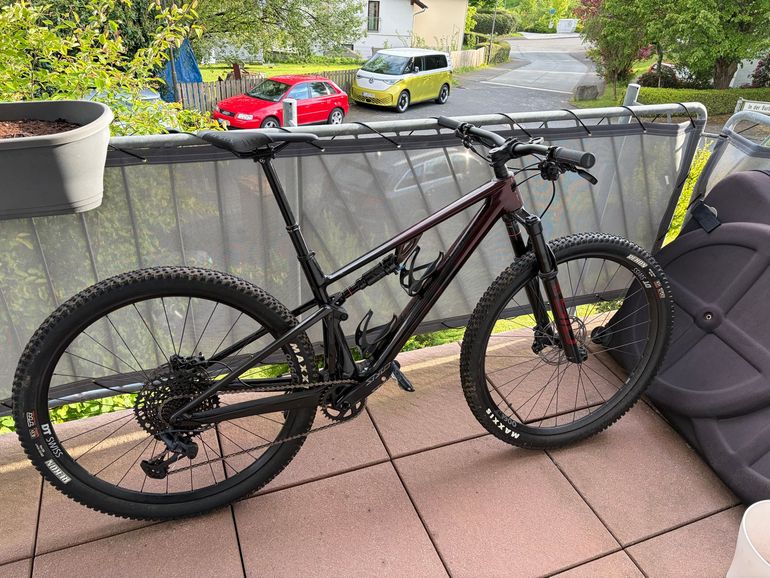 Used BMC Fourstroke LT ONE 2024 2024 Mountainbike, Red, 29 — image 4 of 4
