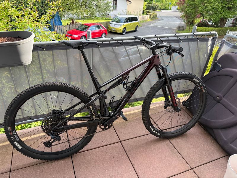 Used BMC Fourstroke LT ONE 2024 2024 Mountainbike, Red, 29 — image 4 of 4