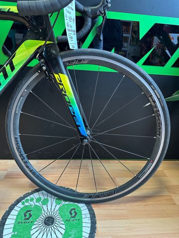 Used Giant Pro 2015 Road & Gravel, Black — image 4 of 5