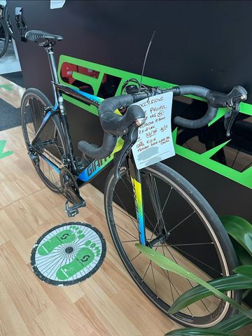 Used Giant Pro 2015 Road & Gravel, Black — image 3 of 5
