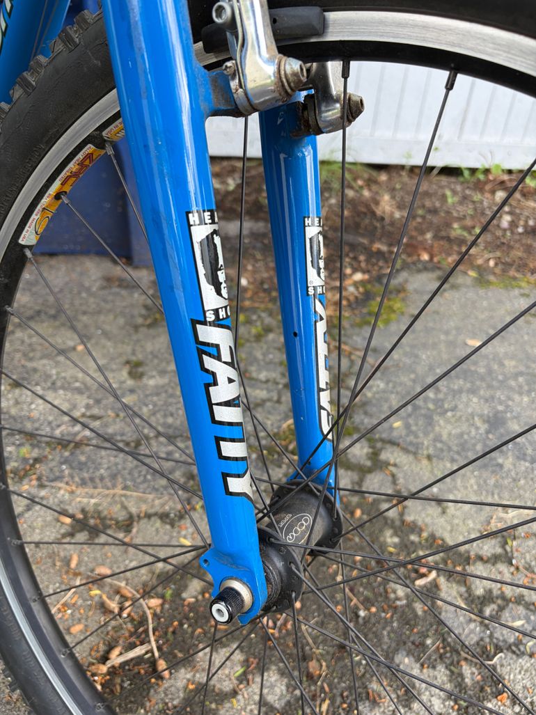 Used Cannondale Cannondale F500 ATB Bike Headshok Size L 2000 Mountainbike, Blue — image 16 of 18