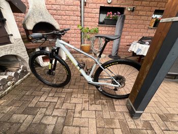 Used Orbea ALMA M50 2024 2024 Mountainbike, Bianco — image 2 of 8