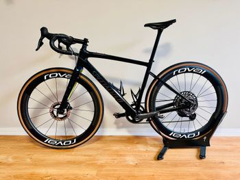 Used Specialized Diverge Expert Carbon 2024 2024 Road & Gravel — image 18 of 19