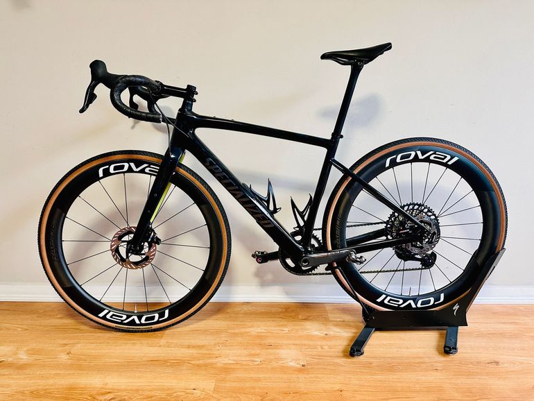 Used Specialized Diverge Expert Carbon 2024 2024 Road & Gravel — image 18 of 19