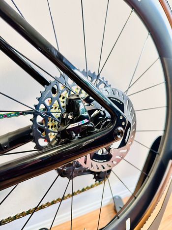 Used Specialized Diverge Expert Carbon 2024 2024 Road & Gravel — image 14 of 19